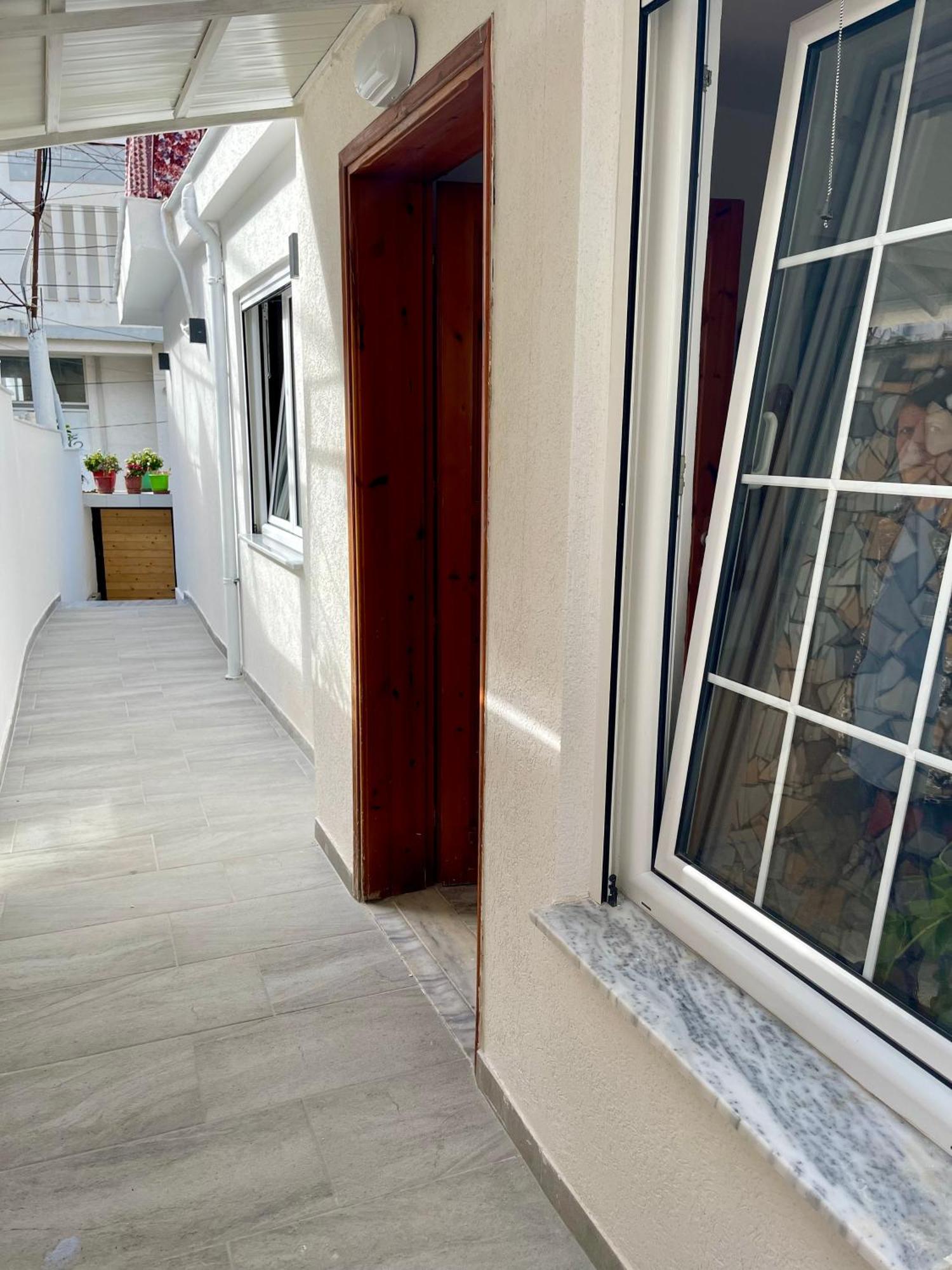 Guest House Luli Sarande Exterior photo